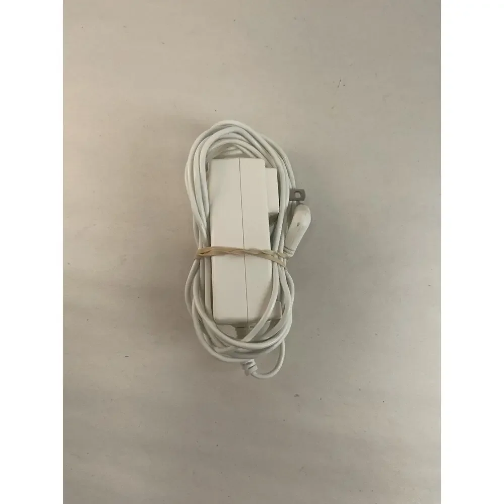 Vivint Ping Indoor 1080p Wi-Fi Security Camera V-CAM1 with Power Supply